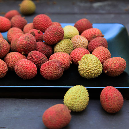 lychee, lychee on plate, lychee picture, free photo, royalty-free image