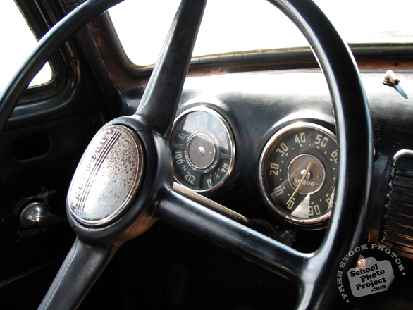 antique car, steering wheel, car, auto, automobile, free foto, free photo, picture, image, free images download, stock photography, stock images, royalty-free image