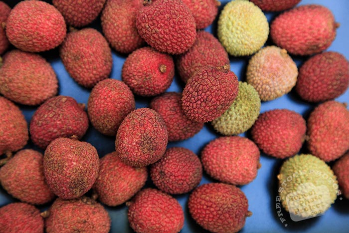 red lychee, ripe lychees, picture of lychees, fresh lychee, fruit photo, free stock photo, stock photography, royalty-free image