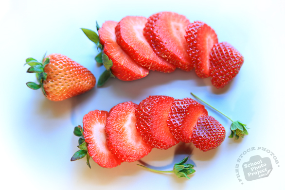 sliced strawberry, cut strawberry, stawberry photo, picture of cut strawberries, fruit photo, free stock photo, free picture, free image download, stock photography, stock images, royalty-free image