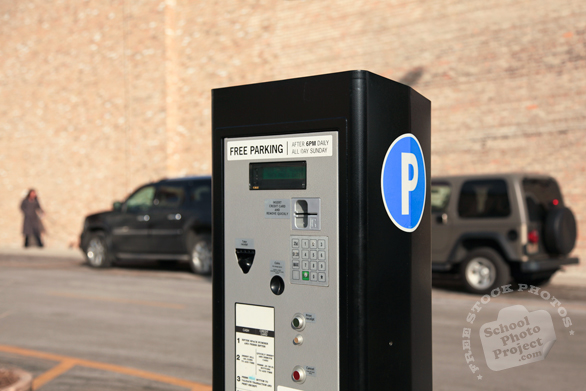 parking pay box, pay station, pay-to-park, multispace meter, new parking meter, daily objects, free stock photo, picture, free images download, stock photography, royalty-free image