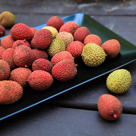 lychee, lychee on plate, lychee picture, free photo, royalty-free image