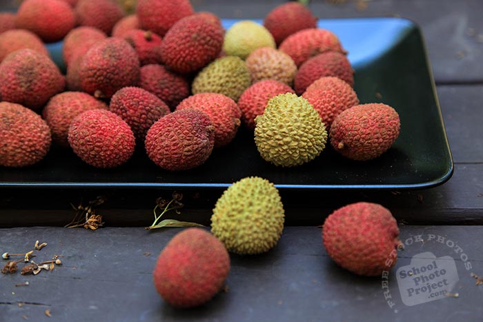 lychee, ripe lychees on plate, picture of lychees, fresh lychee, fruit photo, free stock photo, stock photography, royalty-free image