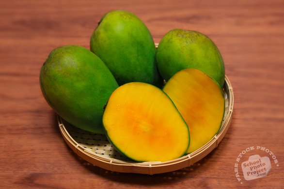 sliced mangos, cut mango, mango photos, green mango, tropical fruit photos, free photo, stock photos, free picture, stock photography, stock images, royalty-free image
