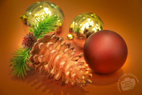 pinecone, bauble, glass balls, Christmas decoration, Xmas ornaments, bauble, religious holiday, seasonal picture, holidays celebration, free stock photo, free picture, stock photography, royalty-free image