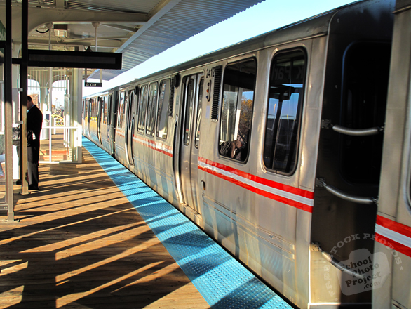 train, train station, train track, CTA Chicago, night train, public transportation, vehicle, free photo, stock photo, free picture, stock photography, royalty-free image