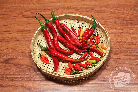 red chili, long chili, chili pepper, small chillies, chilli, vegetable, fresh veggie, vegetable photo, free stock photo, free picture, stock photography, royalty-free image