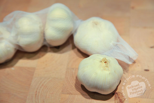 garlic, pack of garlics, vegetable photos, veggie, free stock photo, royalty-free image